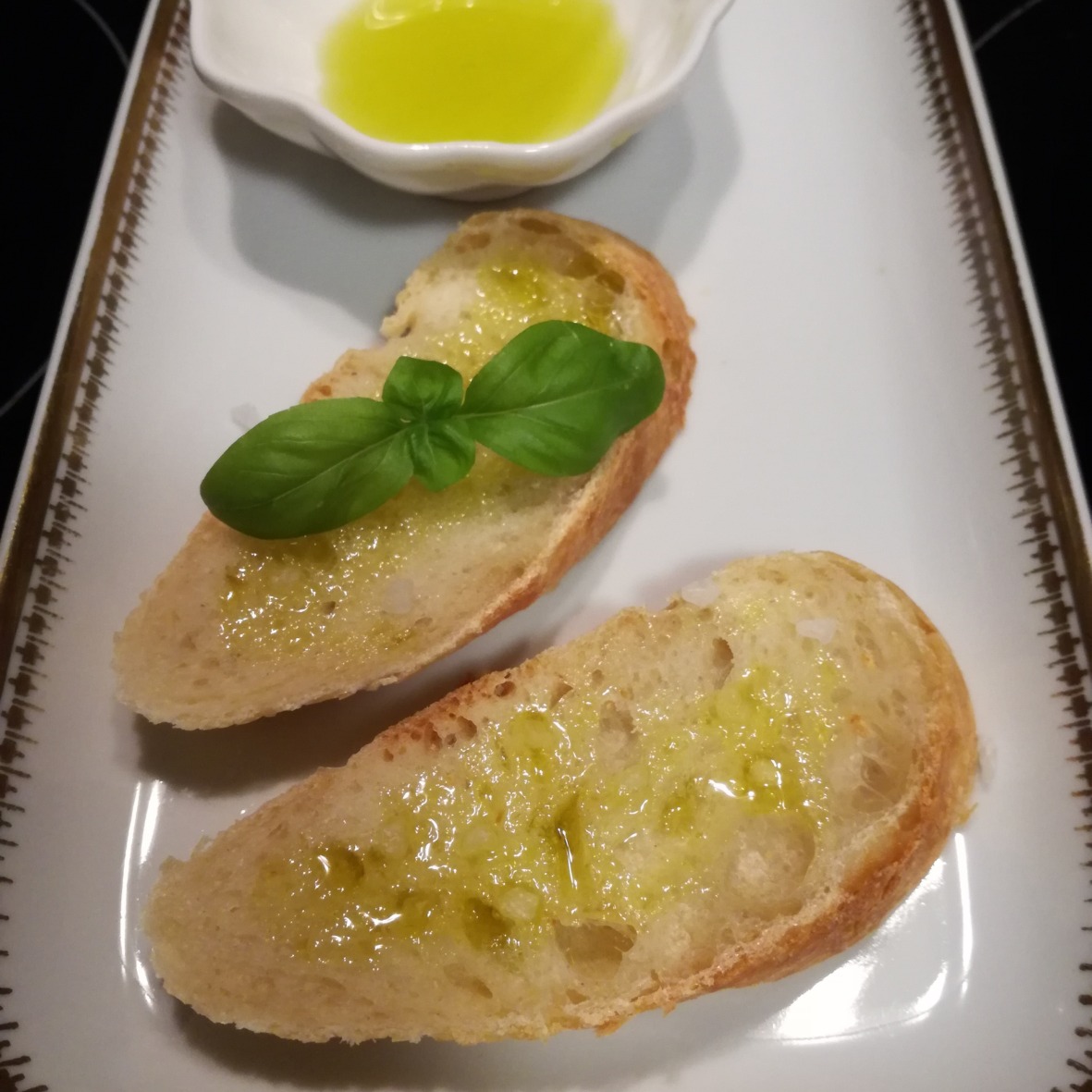 Das gelbe Gold des Südens... Olivenöl aus Sizilien - Hallo Sizilien