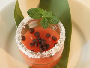 Wassermelonenpudding mit Schokoladentropfen